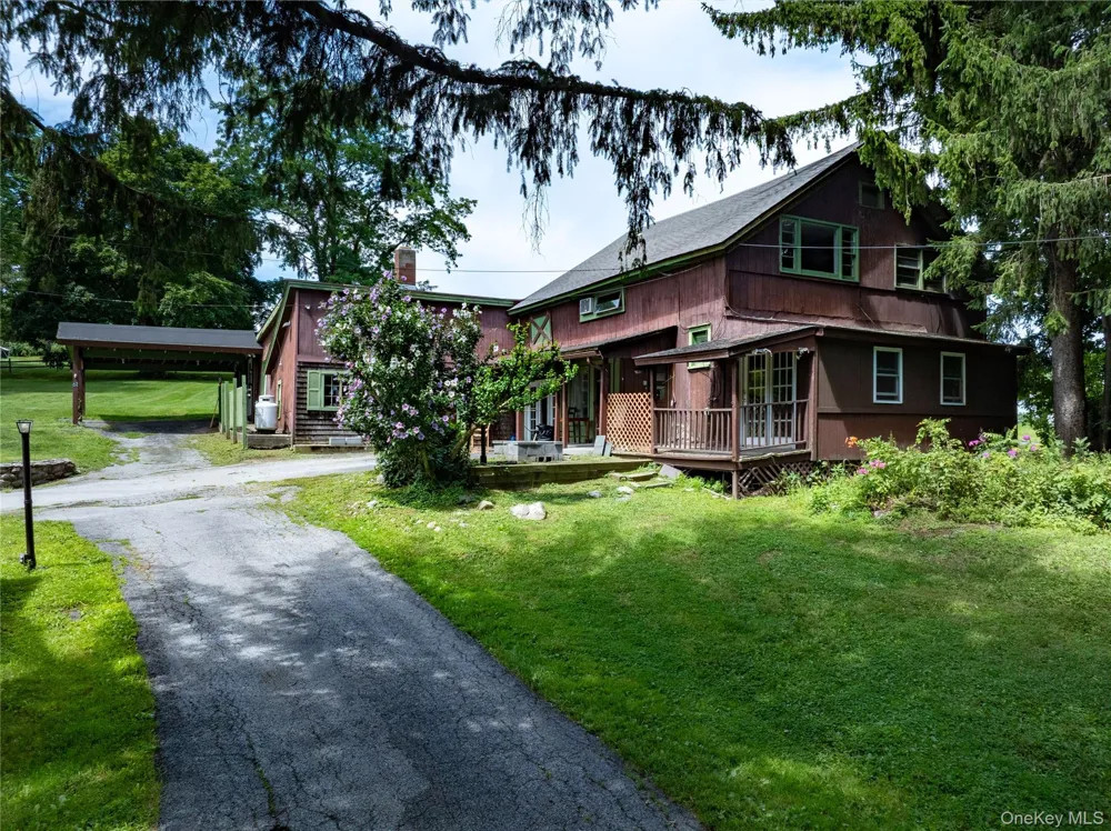 59-61 Valley Farm Road Millbrook, NY 12545