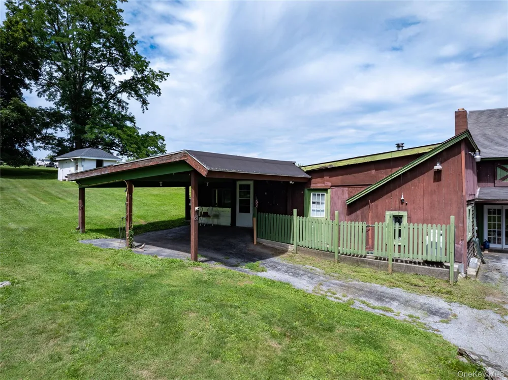 59-61 Valley Farm Road Millbrook, NY 12545