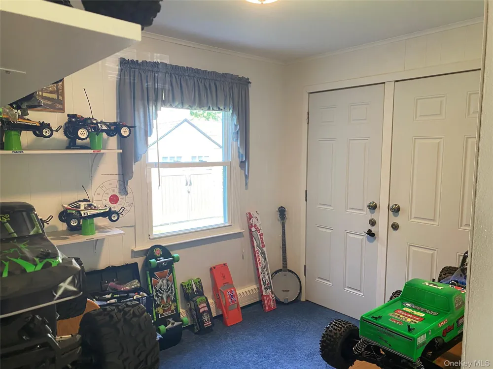 66 Longfellow Drive Mastic Beach, NY 11951