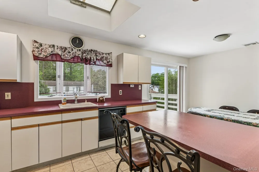 1010 Douglas Avenue Wantagh, NY 11793