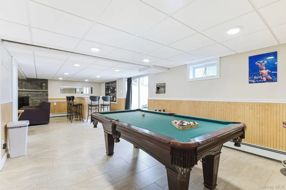 1010 Douglas Avenue Wantagh, NY 11793