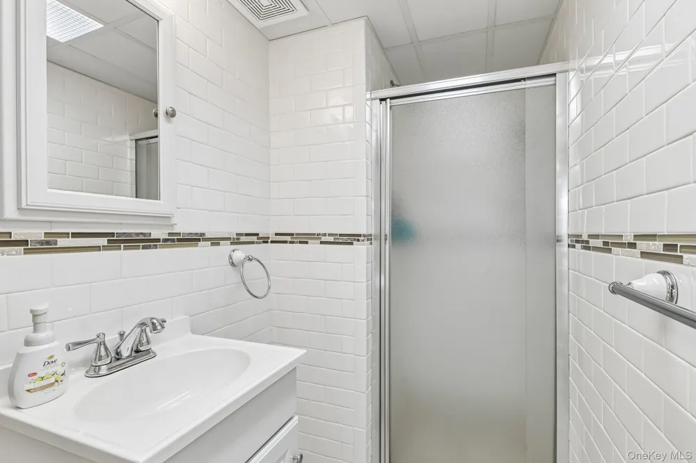 1010 Douglas Avenue Wantagh, NY 11793