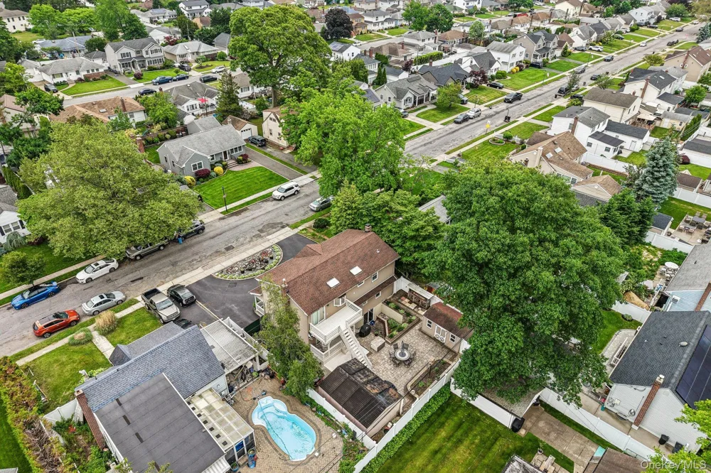 1010 Douglas Avenue Wantagh, NY 11793