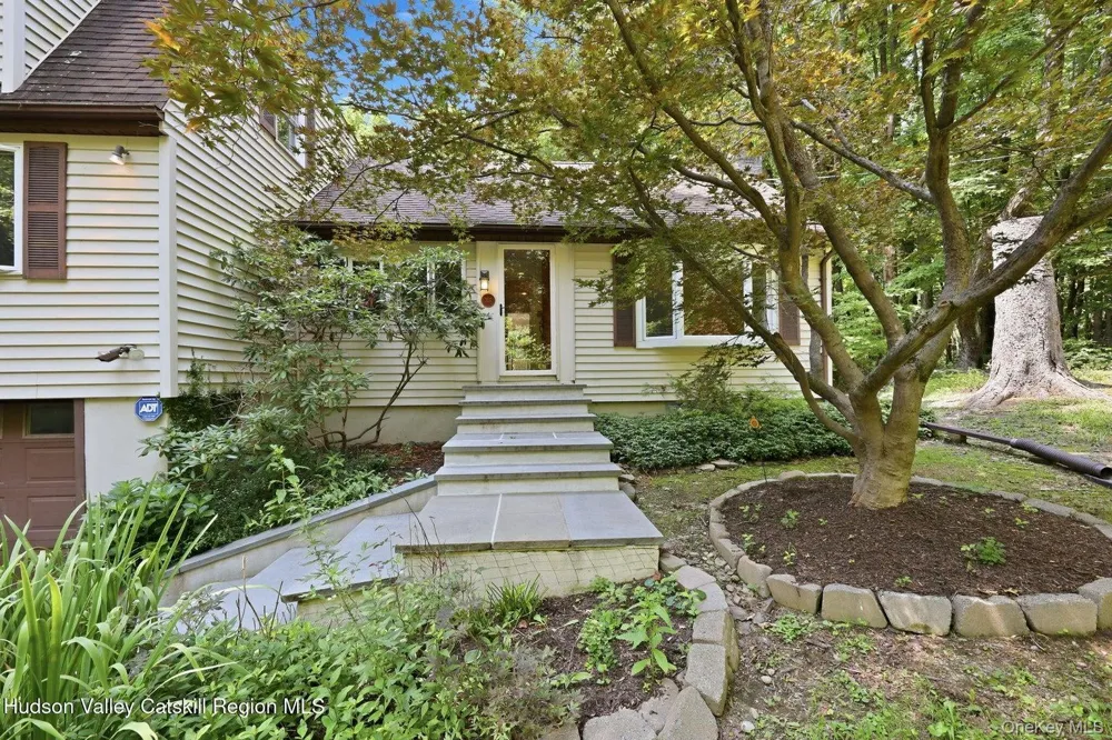 307 Old Kingston Road New Paltz, NY 12561