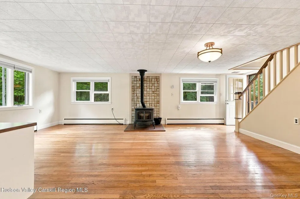 307 Old Kingston Road New Paltz, NY 12561