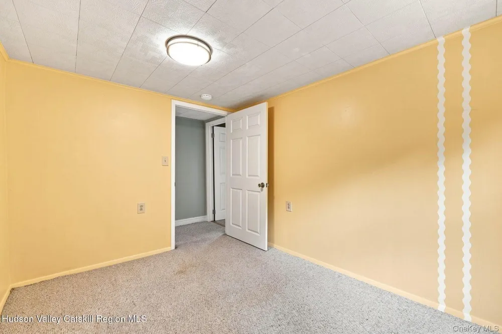 307 Old Kingston Road New Paltz, NY 12561