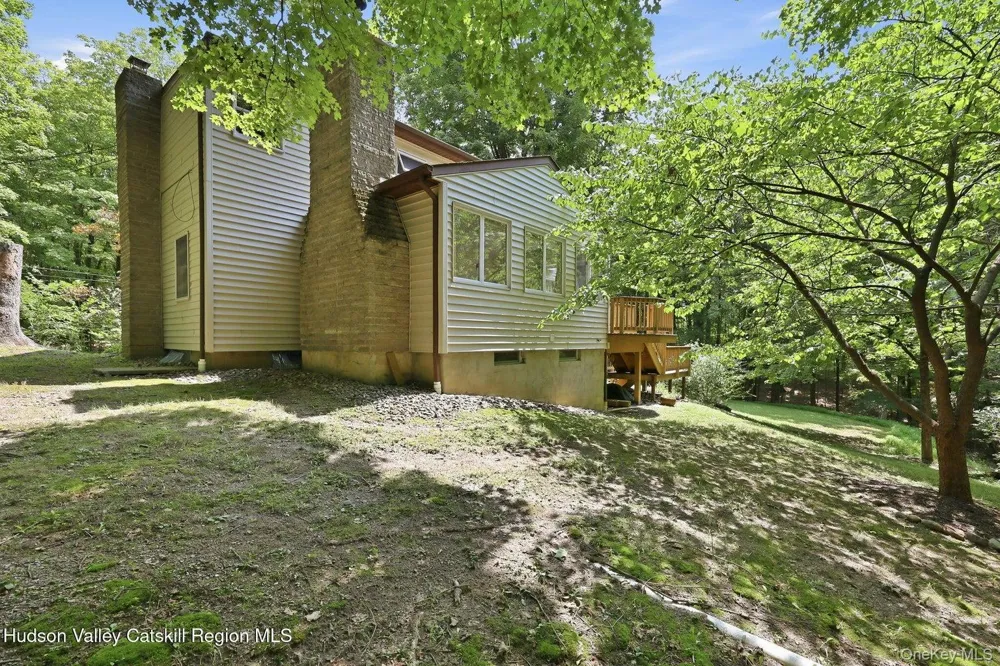 307 Old Kingston Road New Paltz, NY 12561