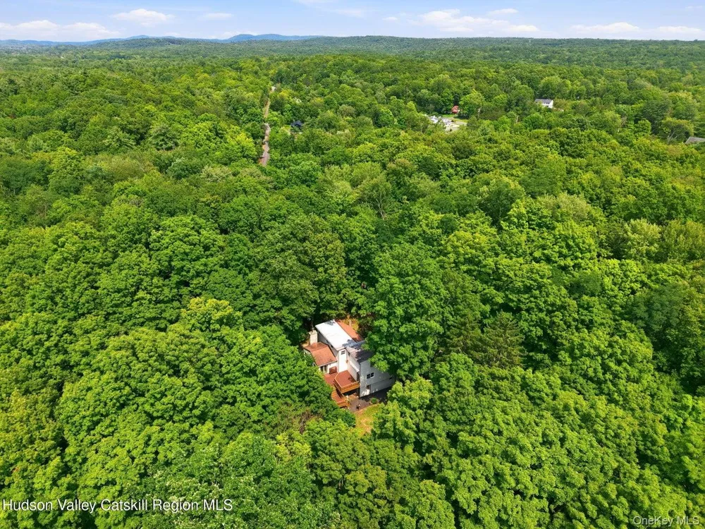 307 Old Kingston Road New Paltz, NY 12561