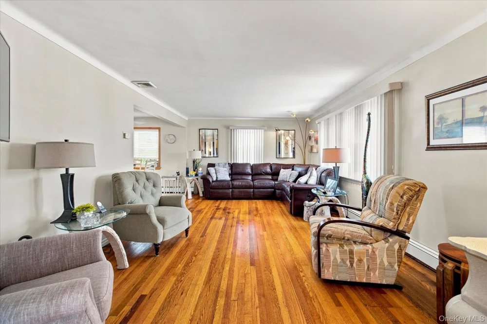 39 Vinton Street Long Beach, NY 11561