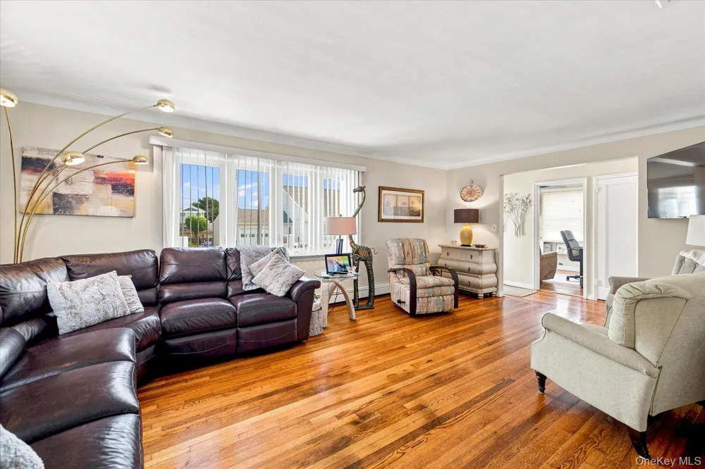 39 Vinton Street Long Beach, NY 11561