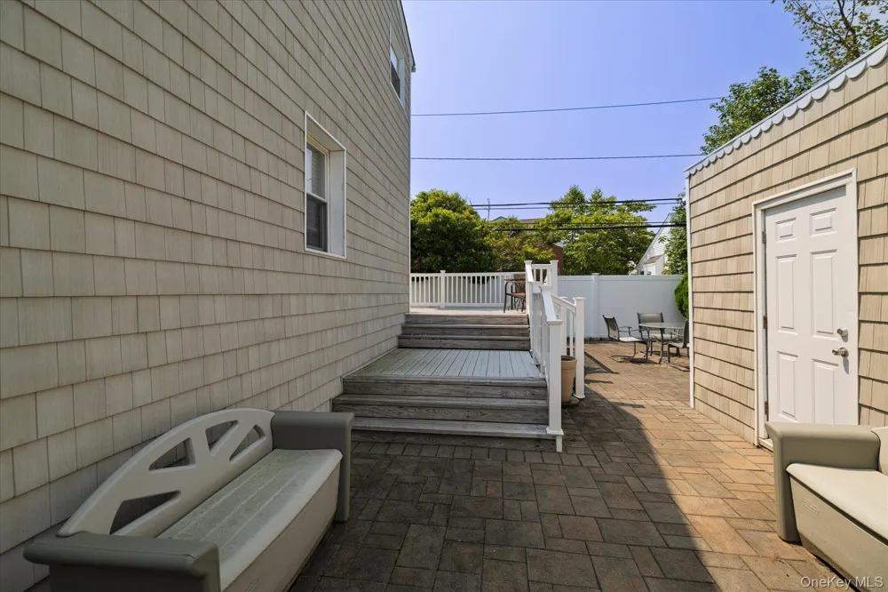 39 Vinton Street Long Beach, NY 11561