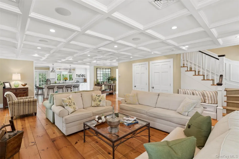 245 Meadows W Bridgehampton, NY 11932