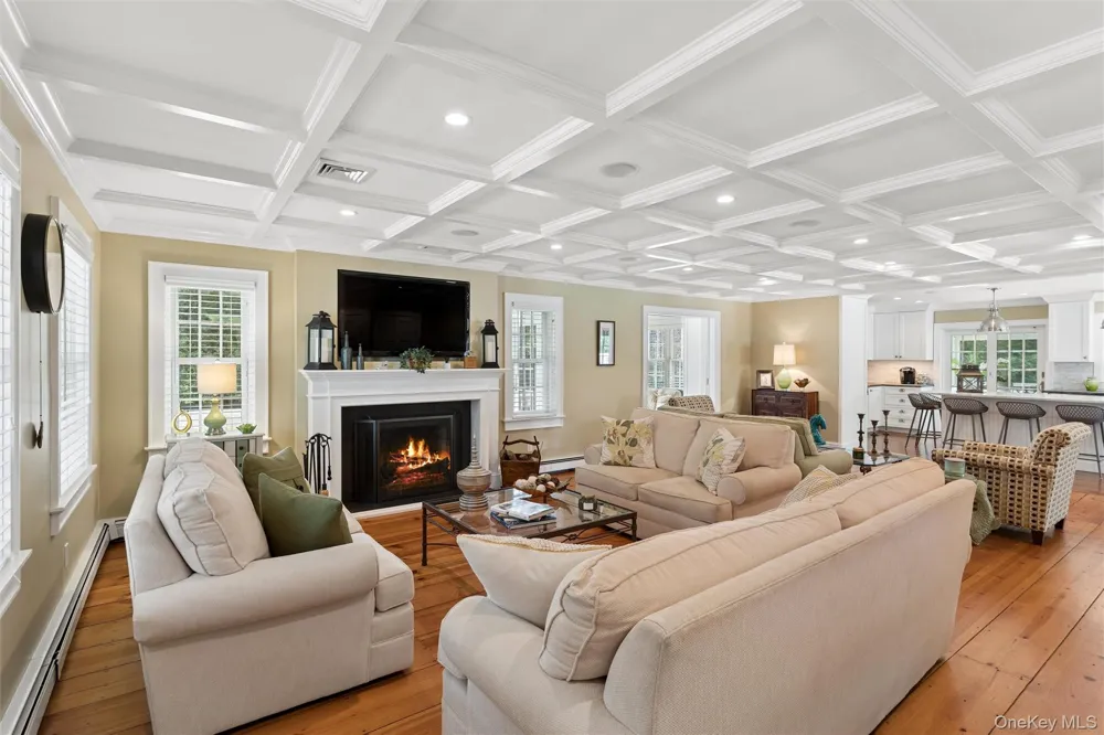 245 Meadows W Bridgehampton, NY 11932