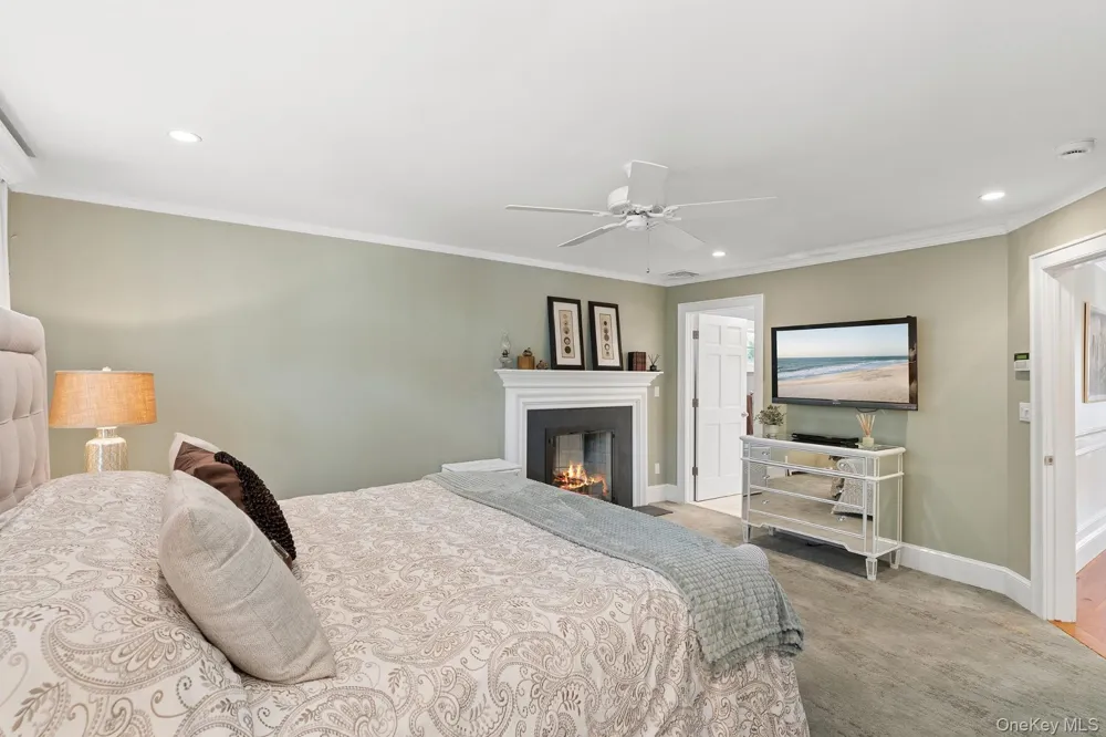 245 Meadows W Bridgehampton, NY 11932