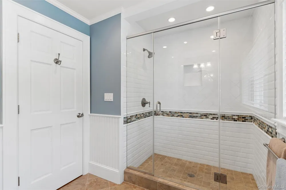 245 Meadows W Bridgehampton, NY 11932