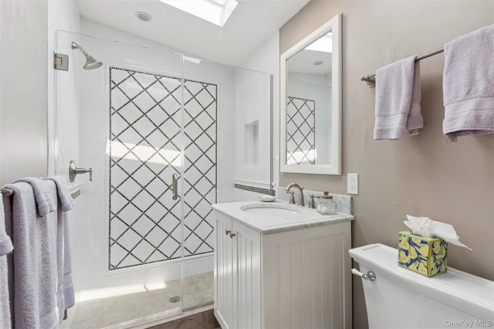245 Meadows W Bridgehampton, NY 11932
