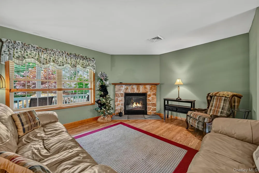 21 McGill Road Monroe, NY 10950