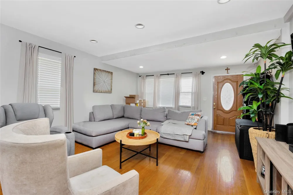 12311 115th Avenue South Ozone Park, NY 11420
