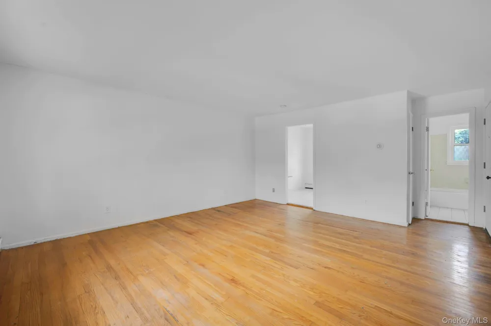 112 Cardinal Lane #2A Islip, NY 11751