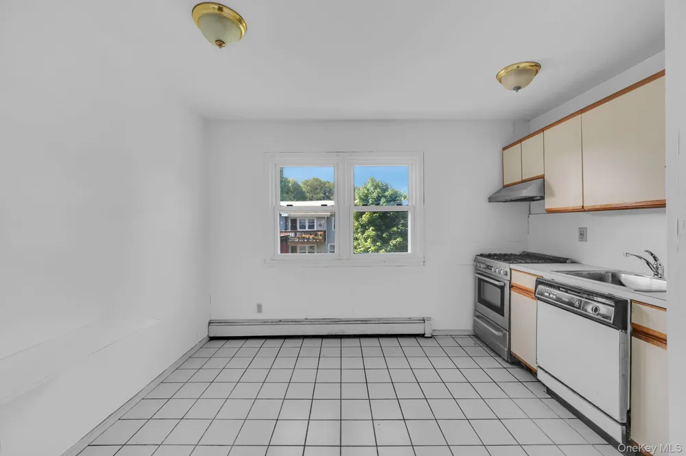 112 Cardinal Lane #2A Islip, NY 11751