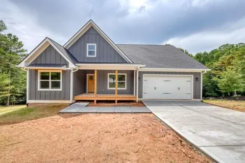 162 Sweetwater Lane