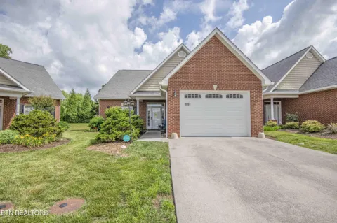 1651 Wisteria View Way