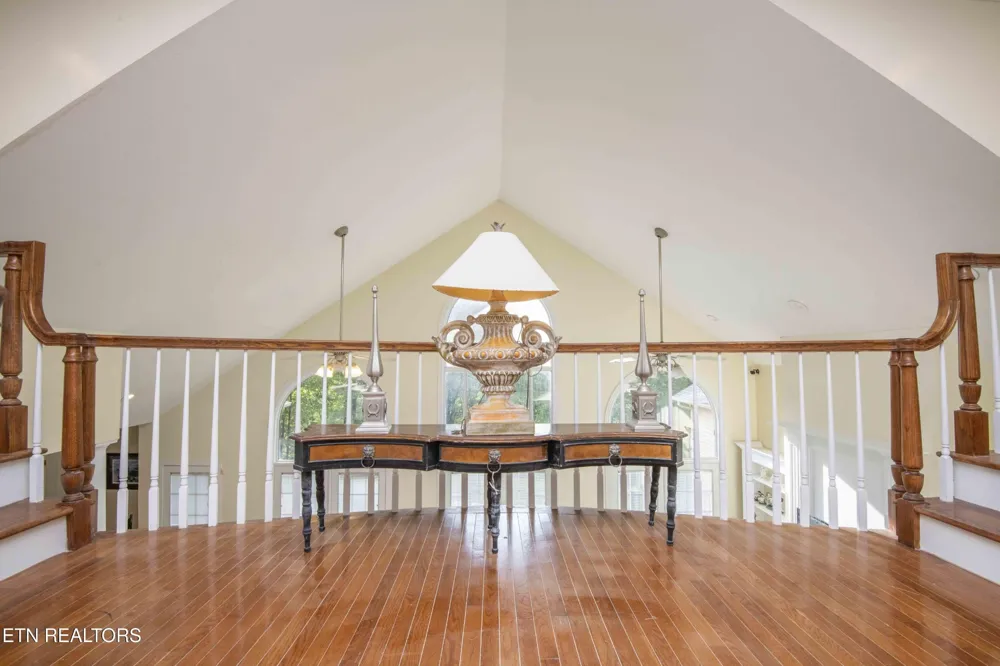 799 Twin Hills Lane Jacksboro, TN 37757