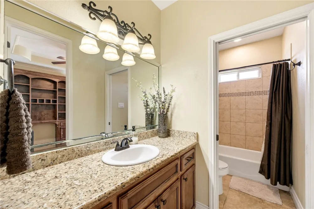 8401 Lago Vista Drive Corpus Christi, TX 78414
