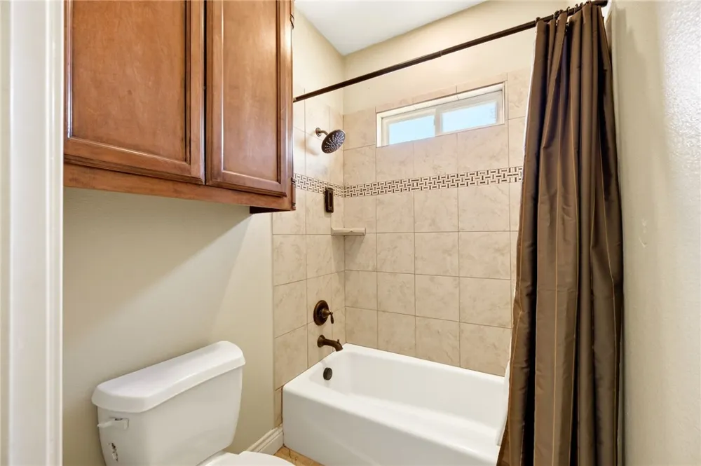 8401 Lago Vista Drive Corpus Christi, TX 78414