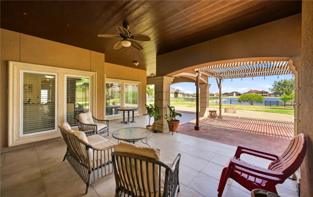 8401 Lago Vista Drive Corpus Christi, TX 78414