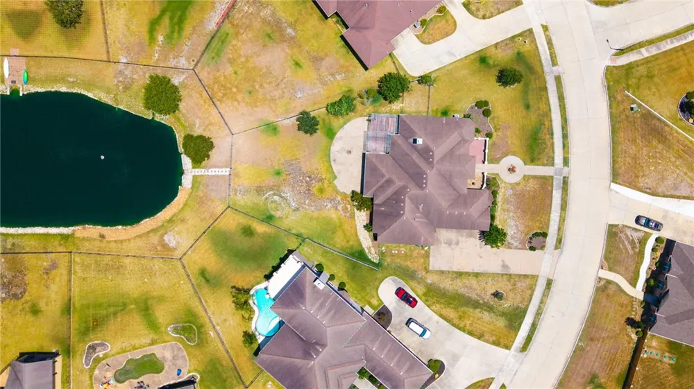 8401 Lago Vista Drive Corpus Christi, TX 78414