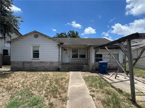 3577 S Naylor Circle