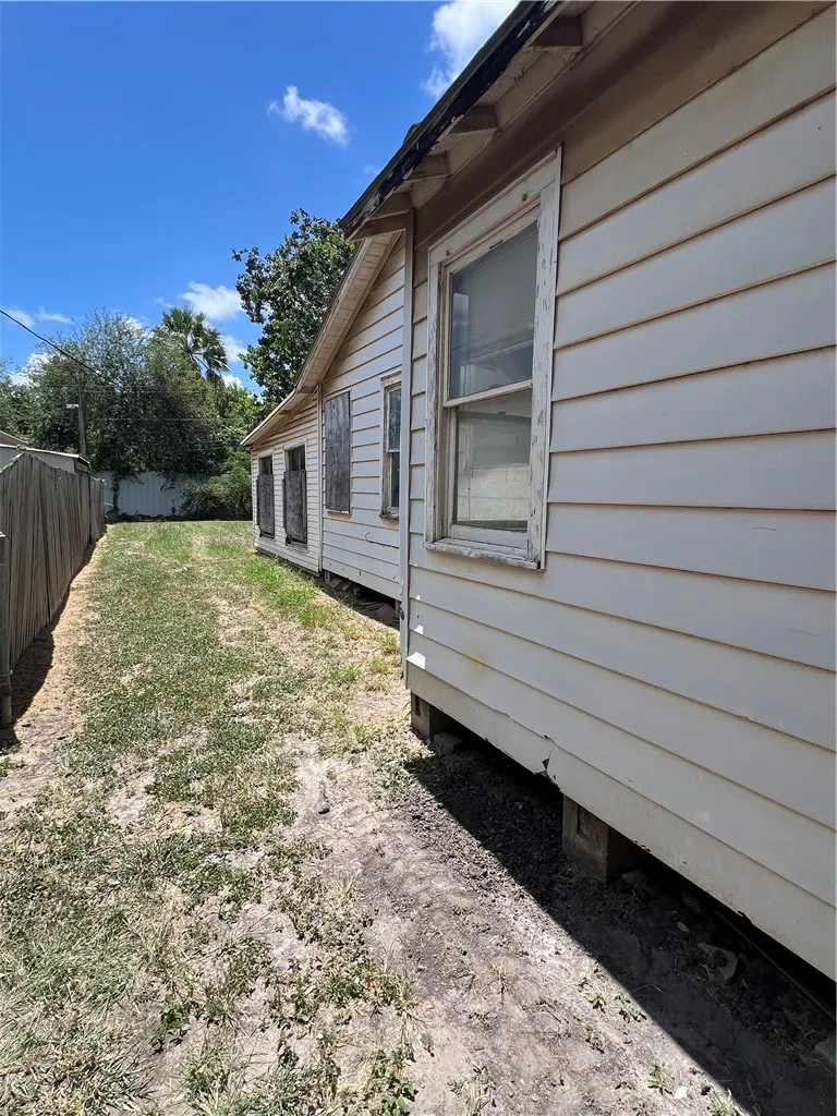 3577 S Naylor Circle Corpus Christi, TX 78408