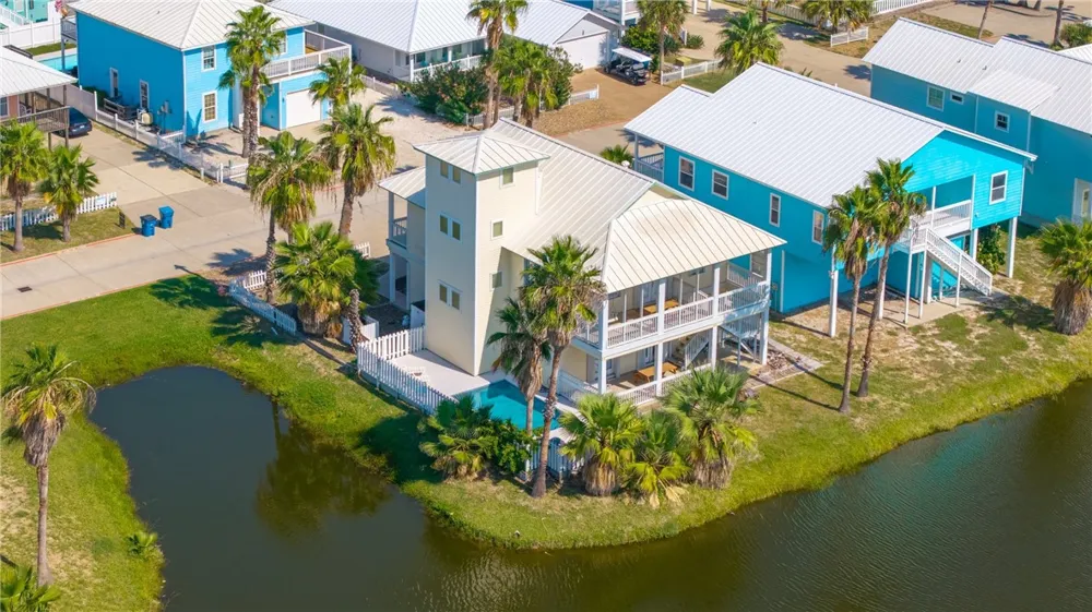 150 Mustang Royale Boulevard Port Aransas, TX 78373