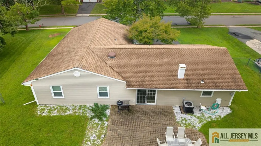 32 Lebed Drive Franklin, NJ 08873