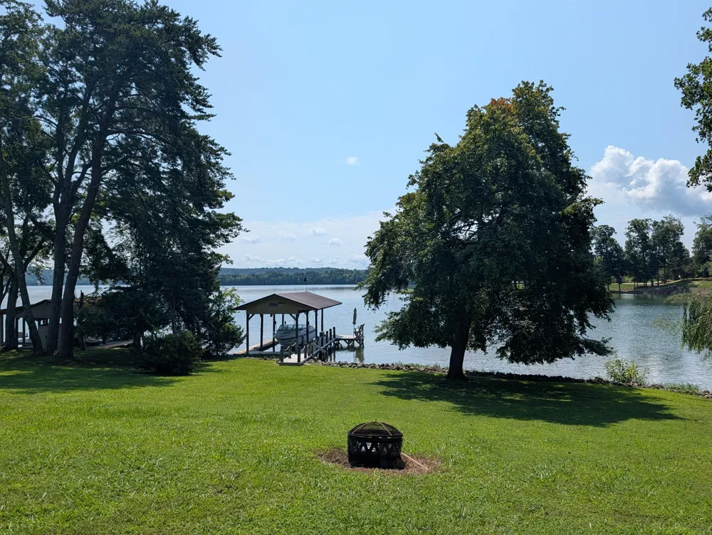 300 Lake Forest Lane Spring City, TN 37381