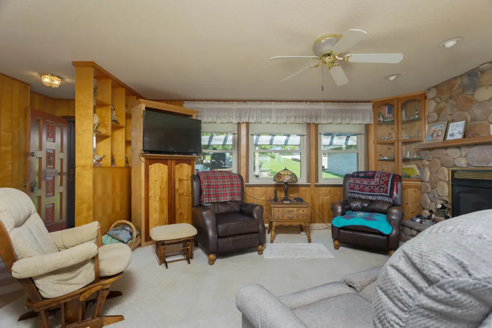 300 Lake Forest Lane Spring City, TN 37381