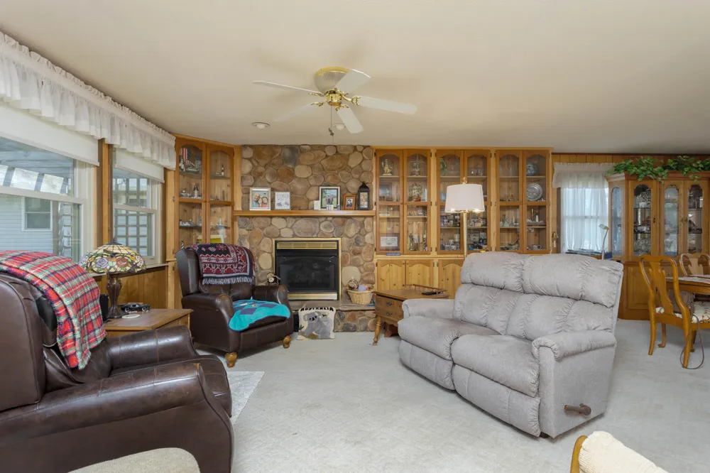 300 Lake Forest Lane Spring City, TN 37381