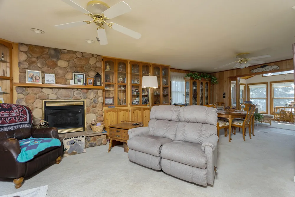 300 Lake Forest Lane Spring City, TN 37381