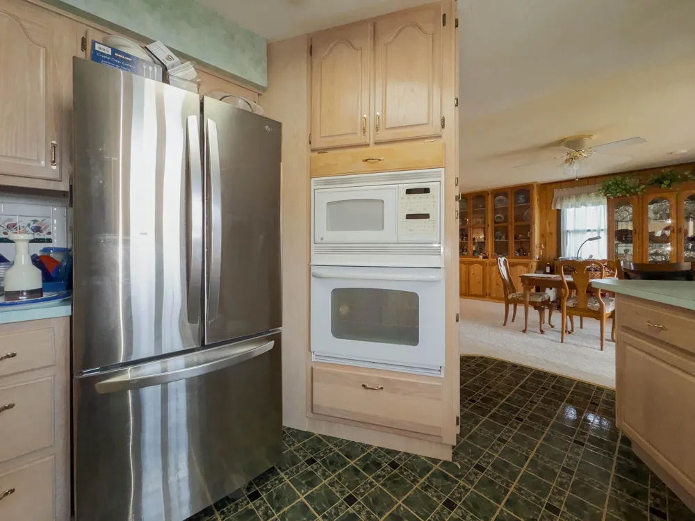 300 Lake Forest Lane Spring City, TN 37381