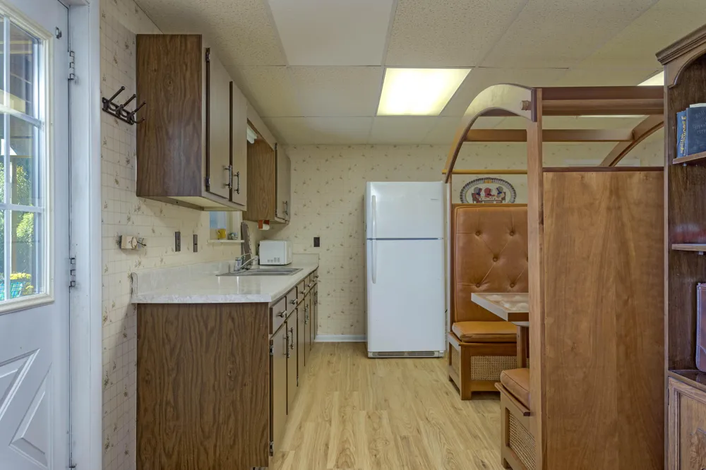 300 Lake Forest Lane Spring City, TN 37381
