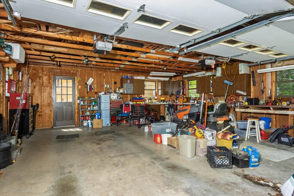 300 Lake Forest Lane Spring City, TN 37381