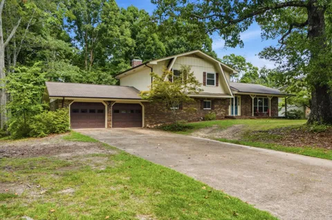2407 Cedar Creek Drive