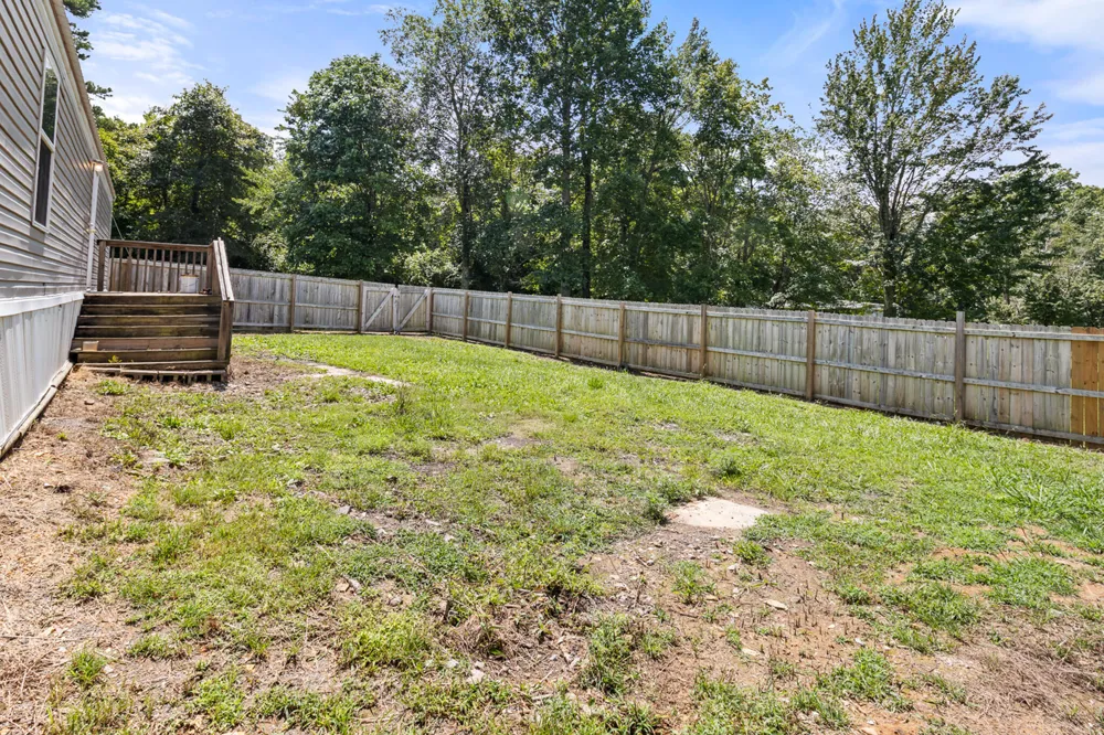 1430 Snyder Loop Graysville, TN 37338