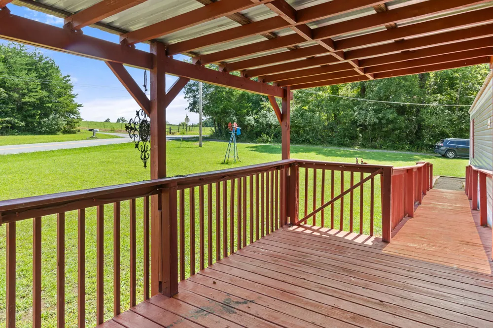 1430 Snyder Loop Graysville, TN 37338