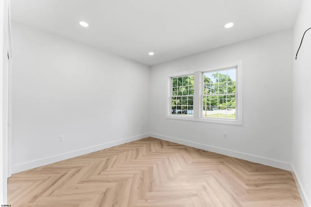 105 S Mount Airy Ave Egg Harbor Township, NJ 08234