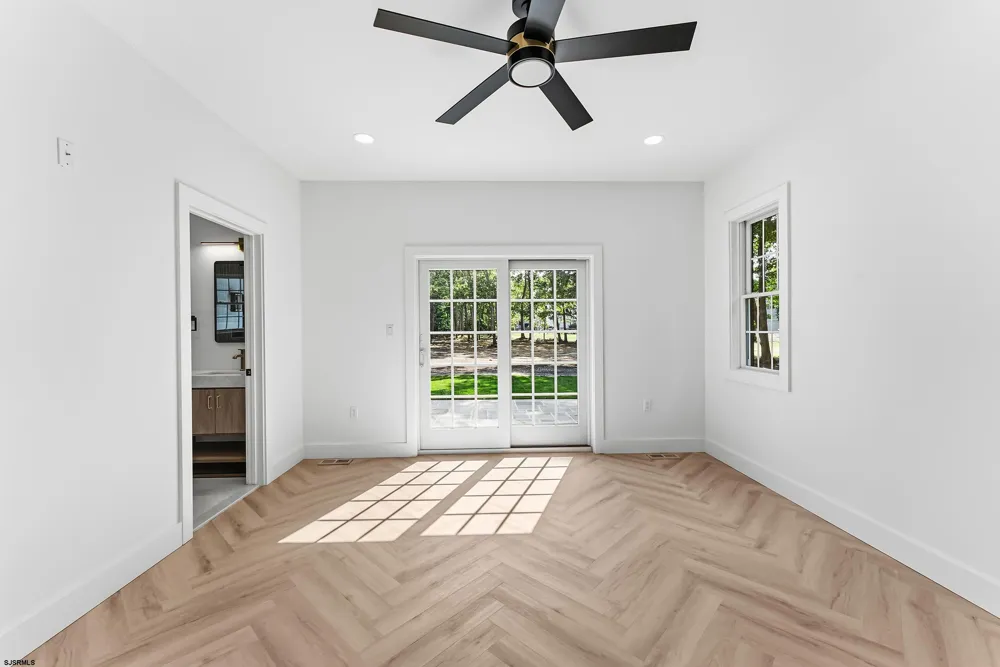105 S Mount Airy Ave Egg Harbor Township, NJ 08234