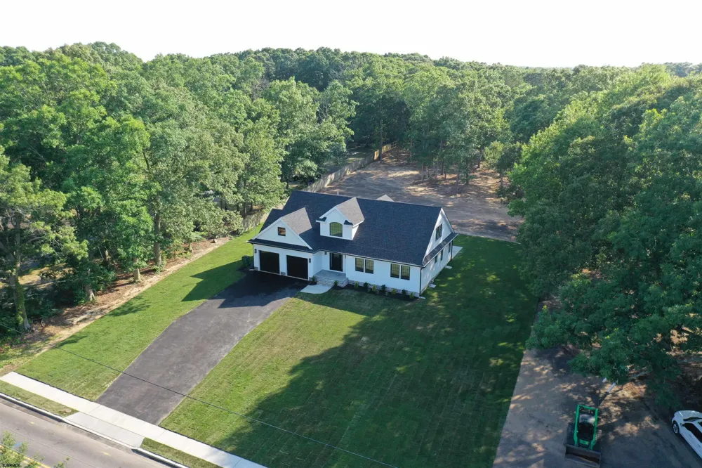 105 S Mount Airy Ave Egg Harbor Township, NJ 08234