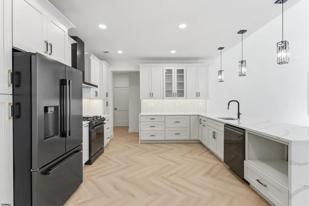 105 S Mount Airy Ave Egg Harbor Township, NJ 08234