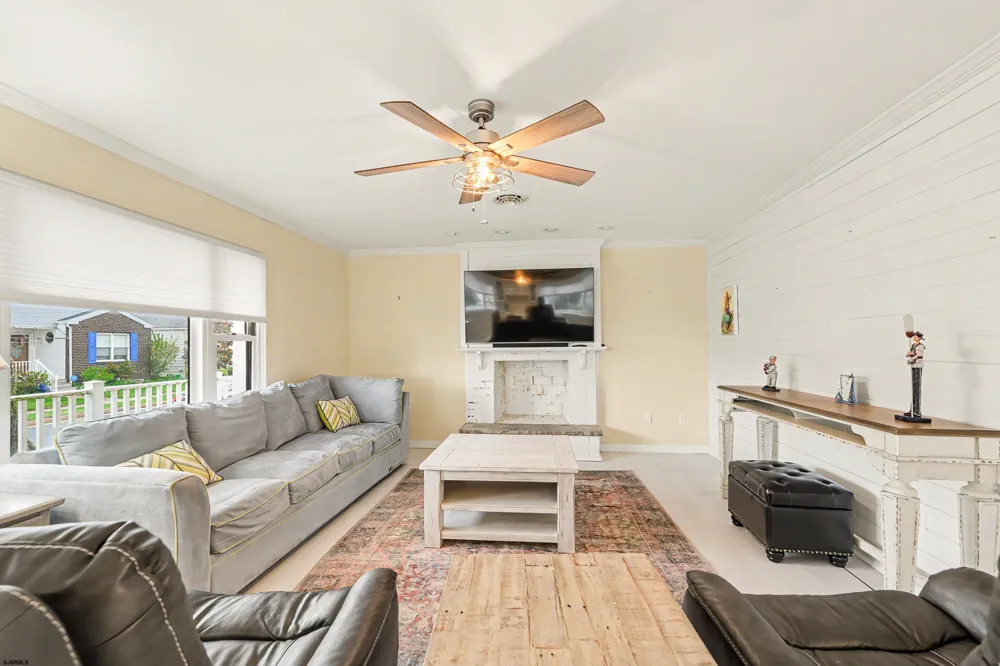 228 N 34th Ave Longport, NJ 08403
